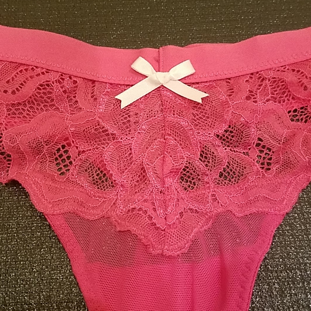 intimates - Picture 3 of 5